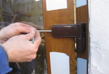 Photo of Основные причины необходимости ремонта дверей