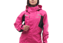 Photo of Особенности выбора женской куртки-дождевика